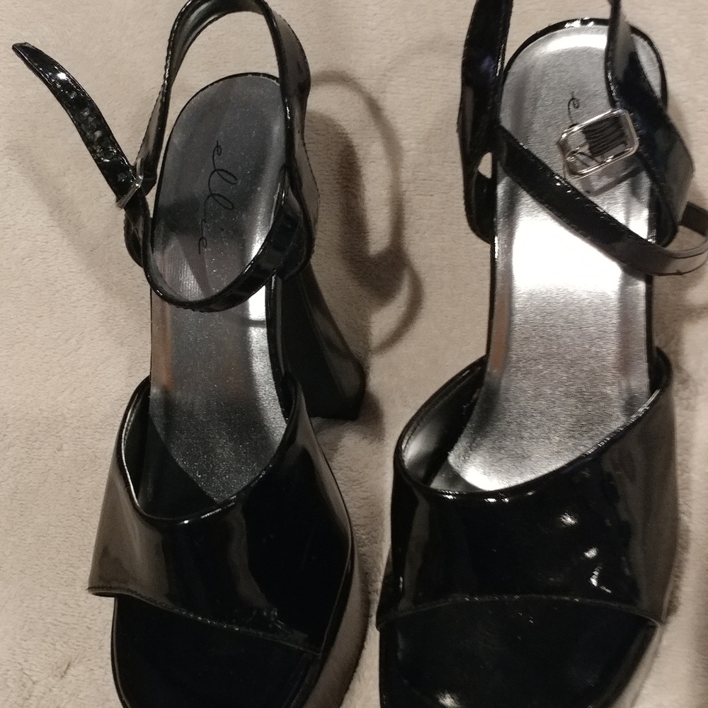 Elle platform heels